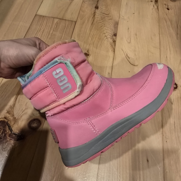 Ugg kids boots - Picture 6 of 8